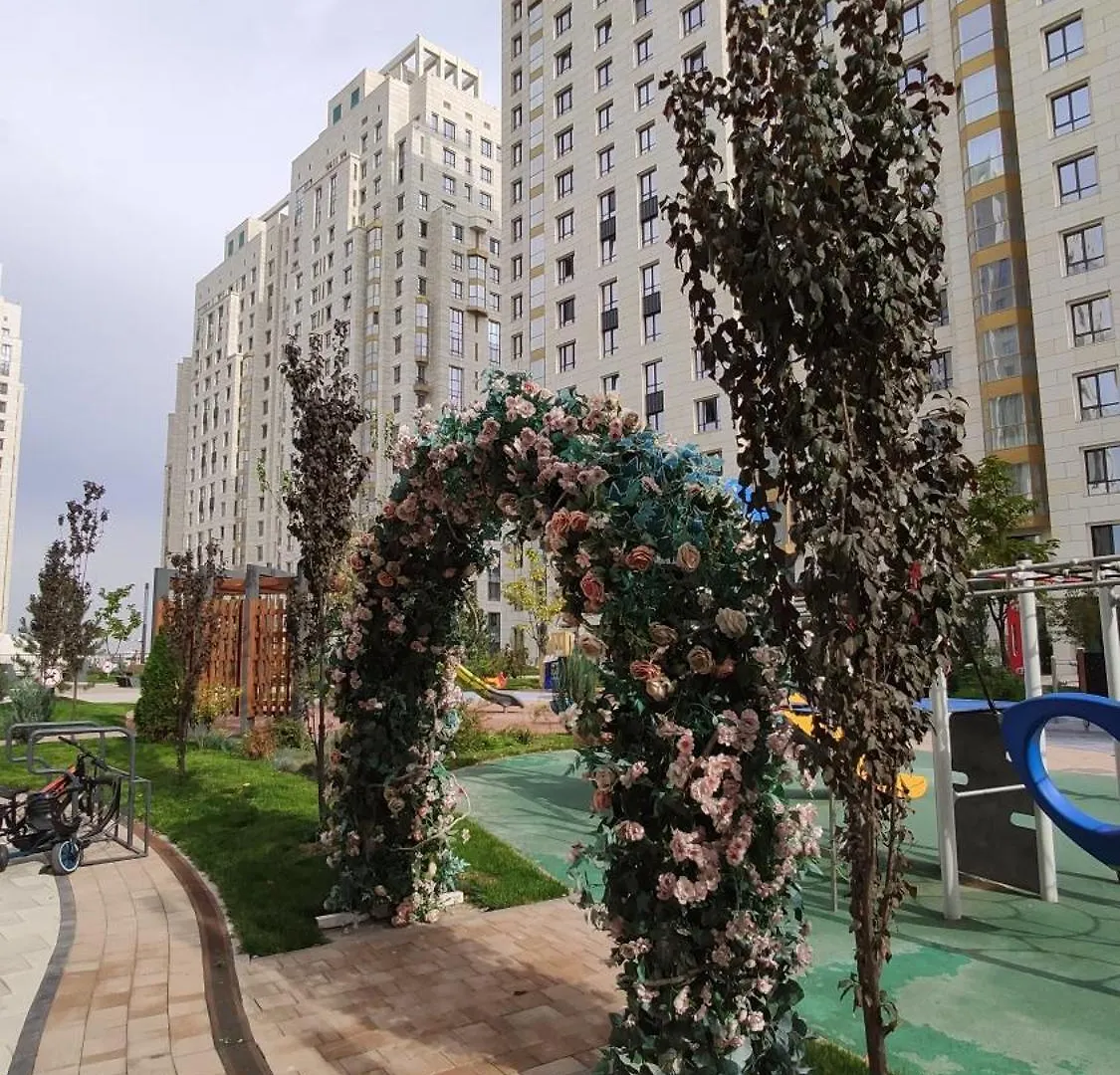 Dm Aparts - Жк Central Avenue Business Almaty